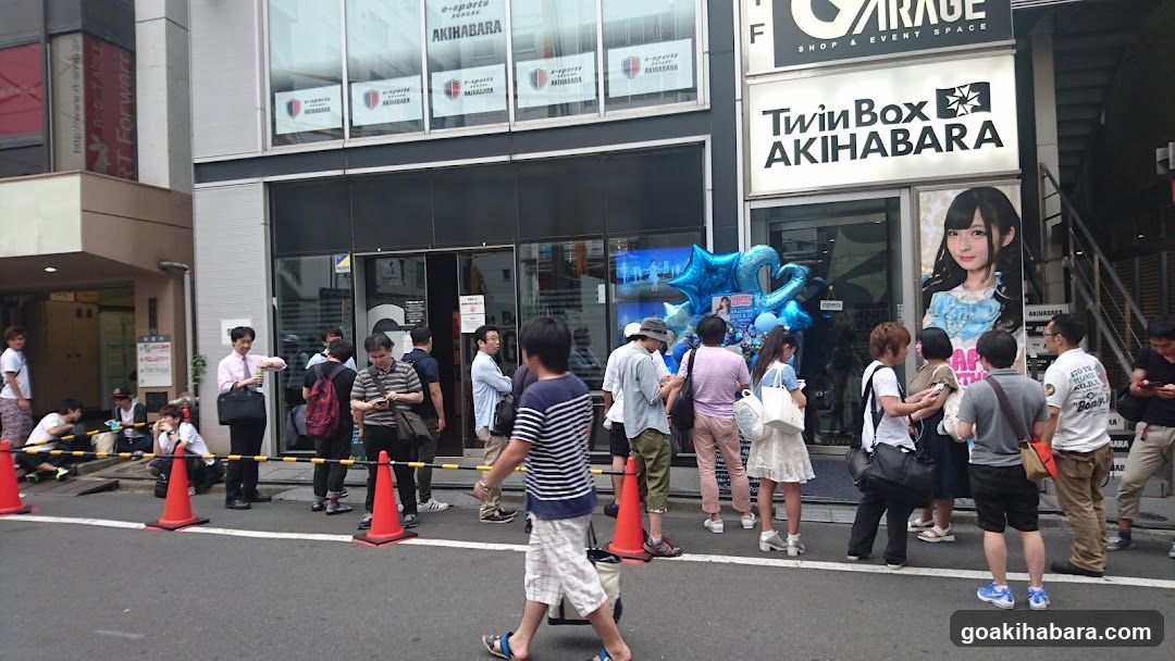 TwinBox AKIHABARA/GARAGE