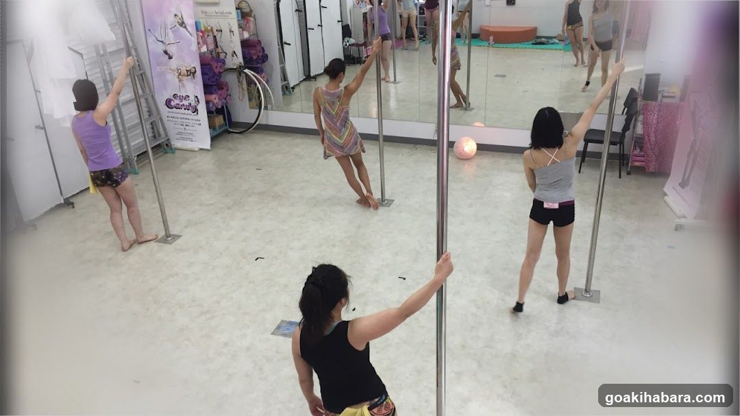 EyeCandyポールダンス秋葉原スタジオ