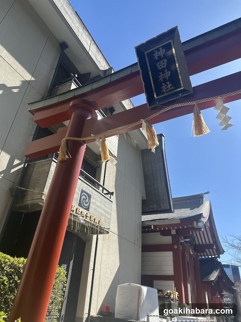 浮世絵師水野年方顕彰碑