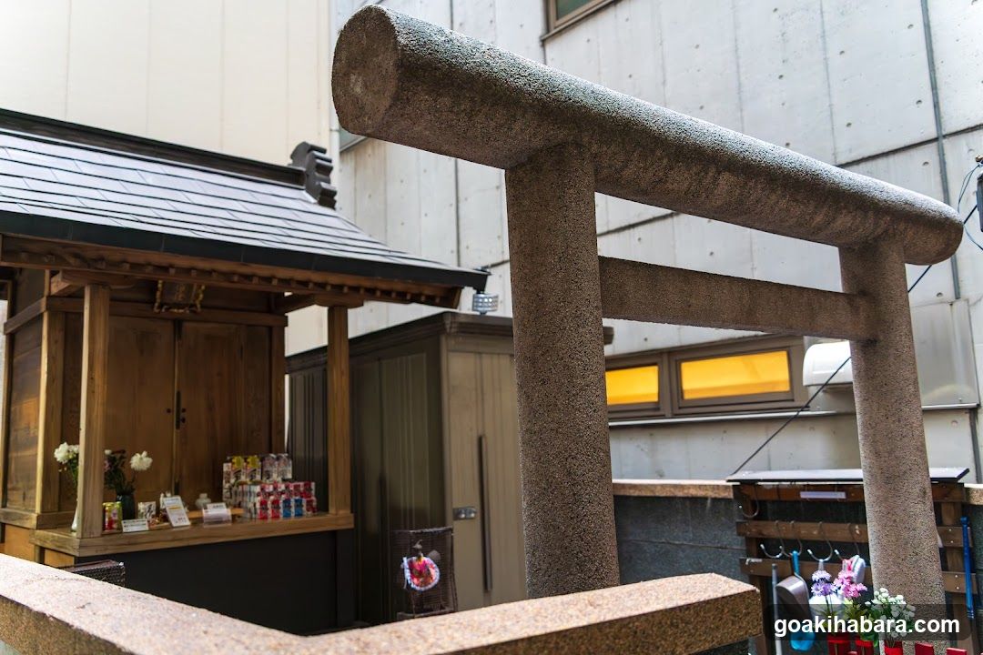 Hanabusa Inari Shrine