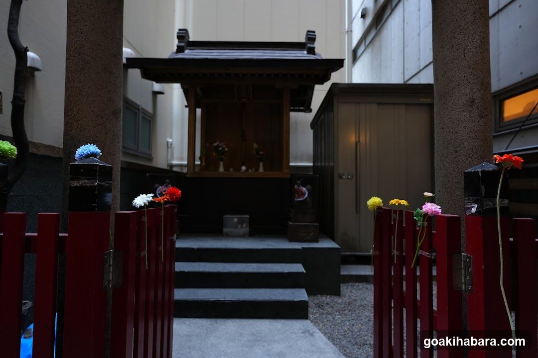 Hanabusa Inari Shrine