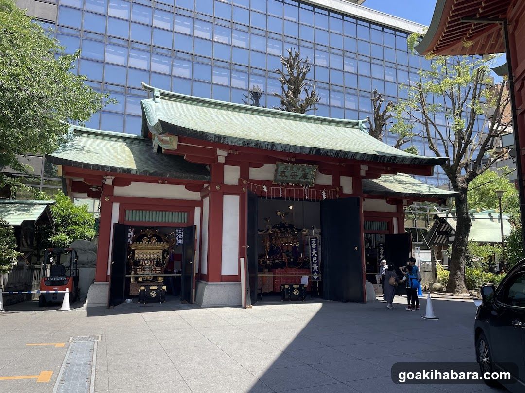 Houren-Mikoshi Stable