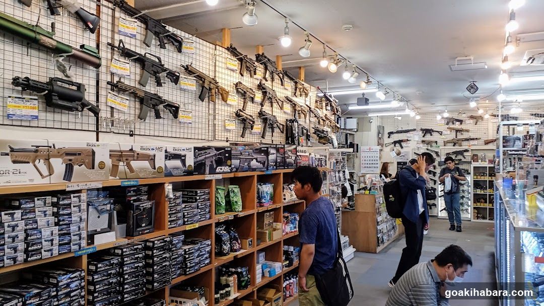 GUN & MILITARY ECHIGOYA Akihabaraten