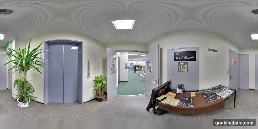 41PX 秋葉原店