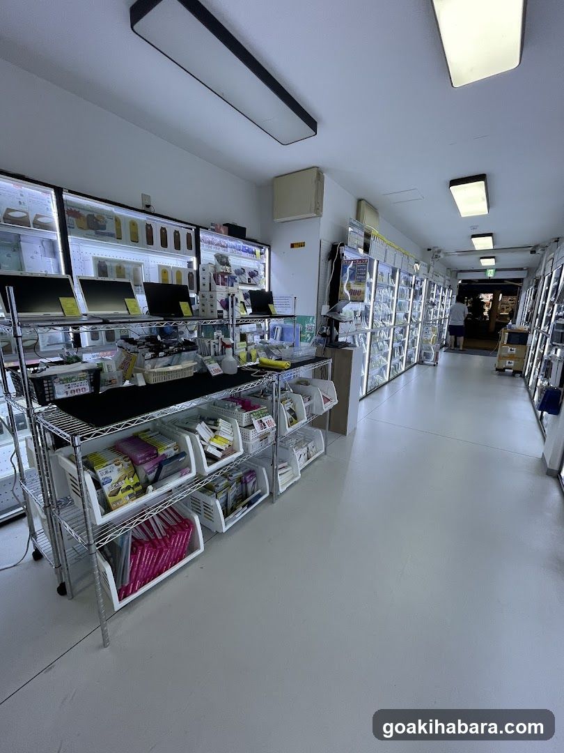 モバデコ秋葉原本店