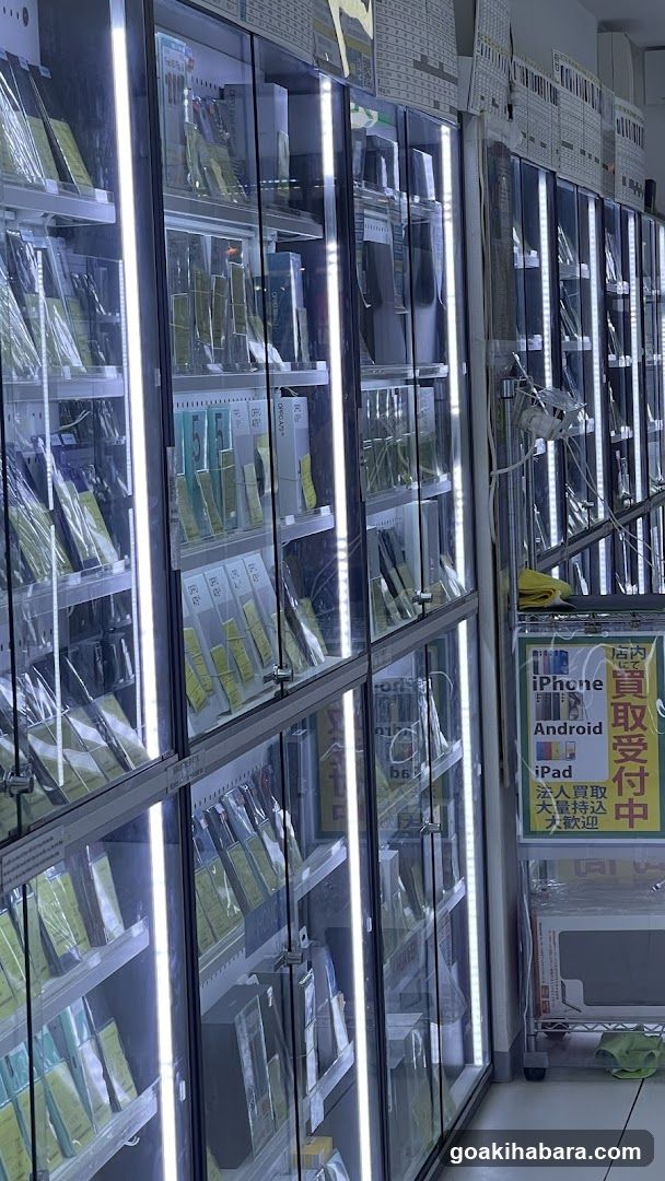 モバデコ秋葉原本店