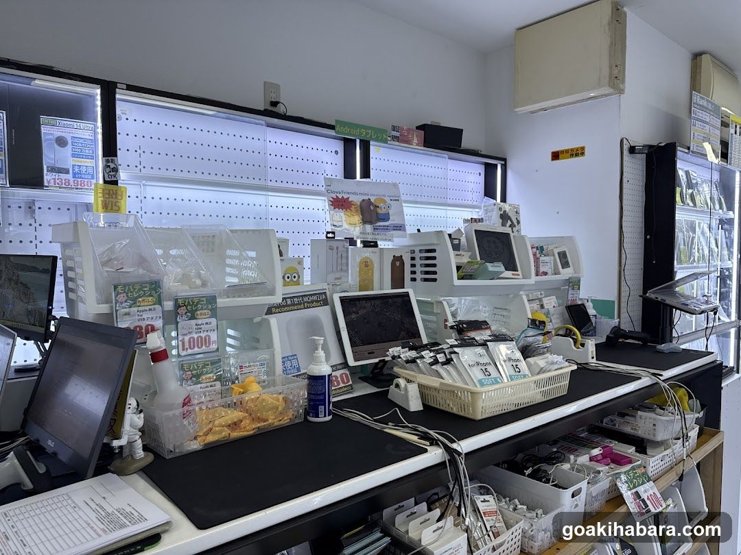 モバデコ秋葉原本店