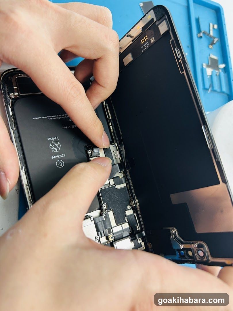 iPhone Repair Shop Akihabara