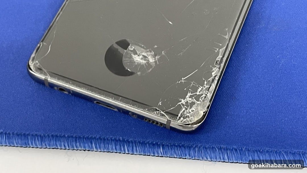 Smartphone Repair King Akihabara