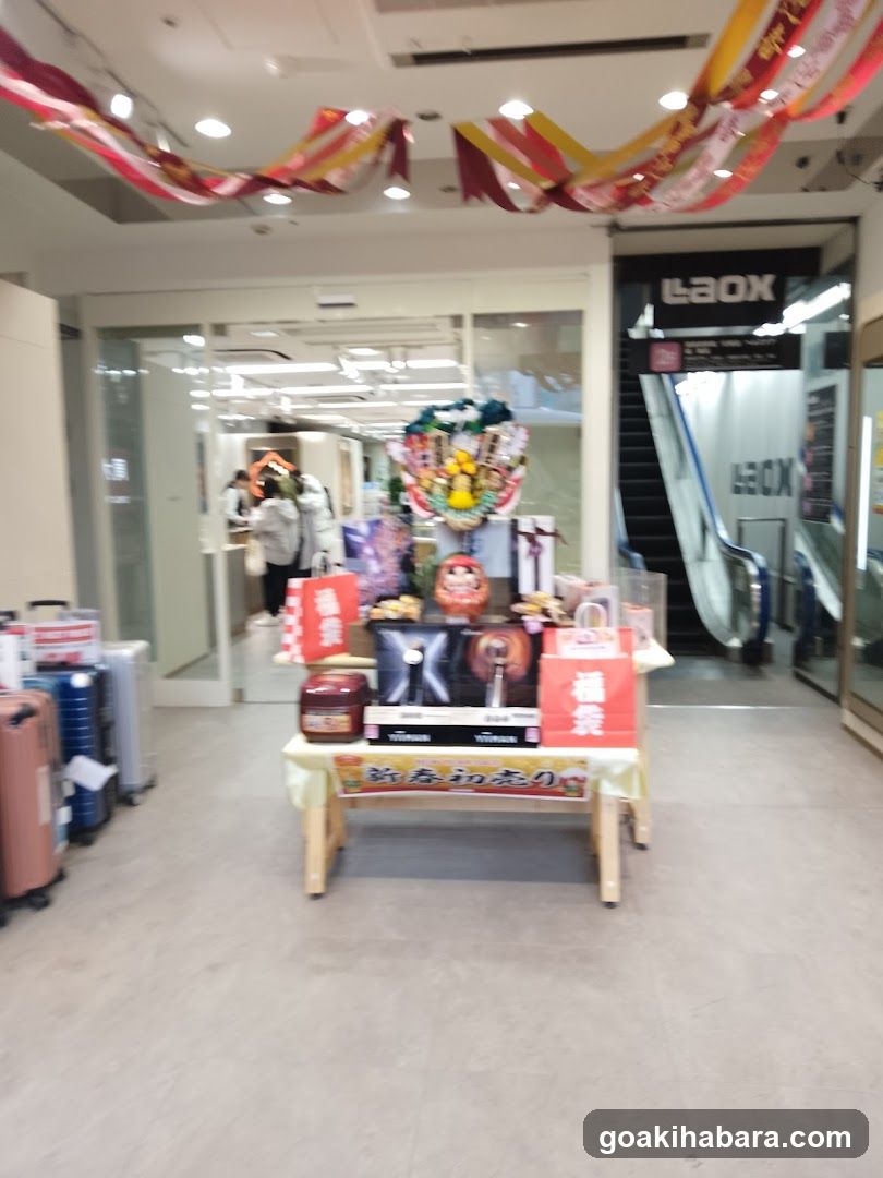 Chow Tai Fook Laox Akihabara
