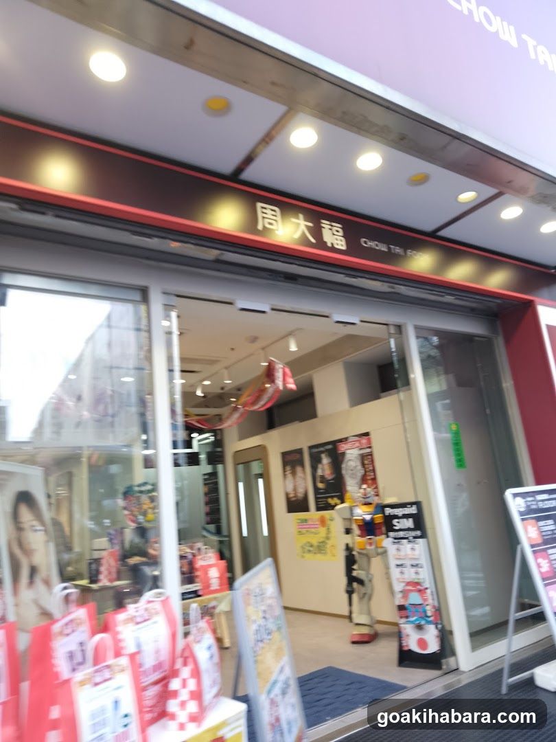 Chow Tai Fook Laox Akihabara