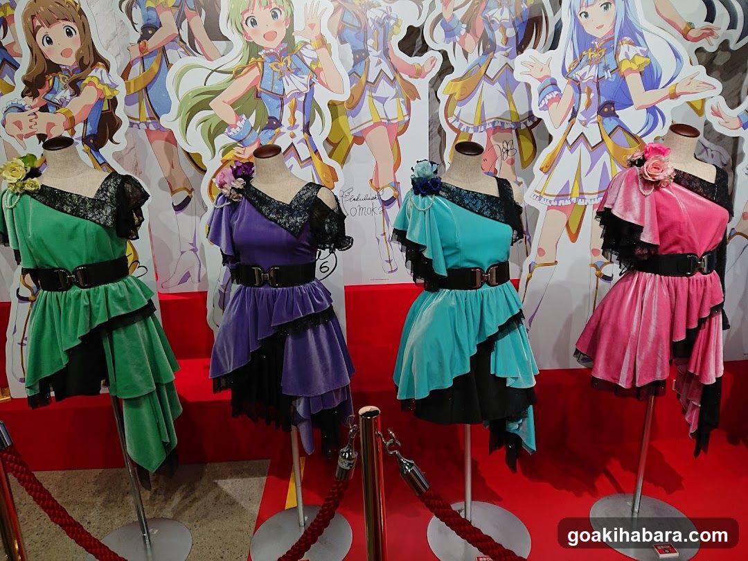 Akiba CO Gallery