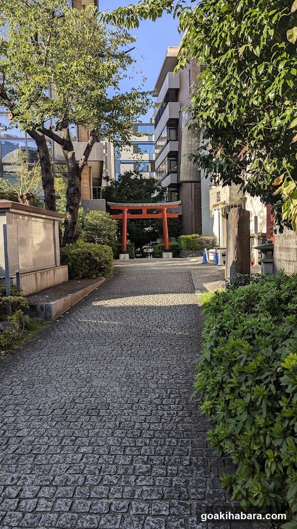 Suehiroinari Shrine