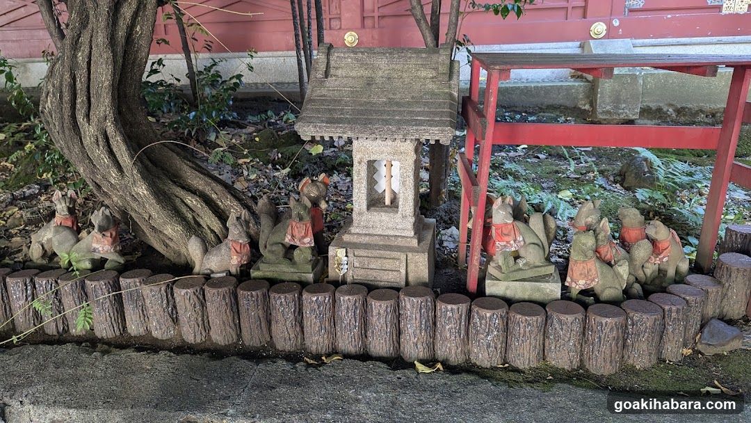 Suehiroinari Shrine