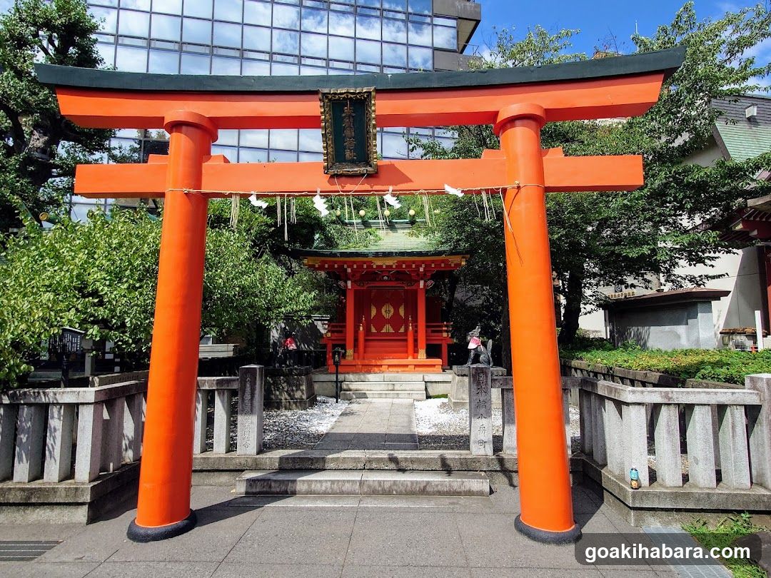 Suehiroinari Shrine