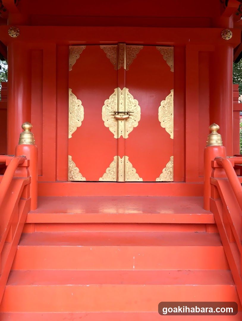 Suehiroinari Shrine