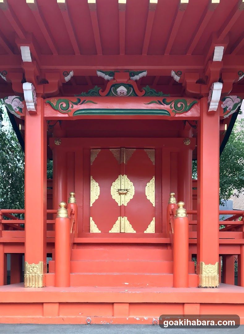 Suehiroinari Shrine