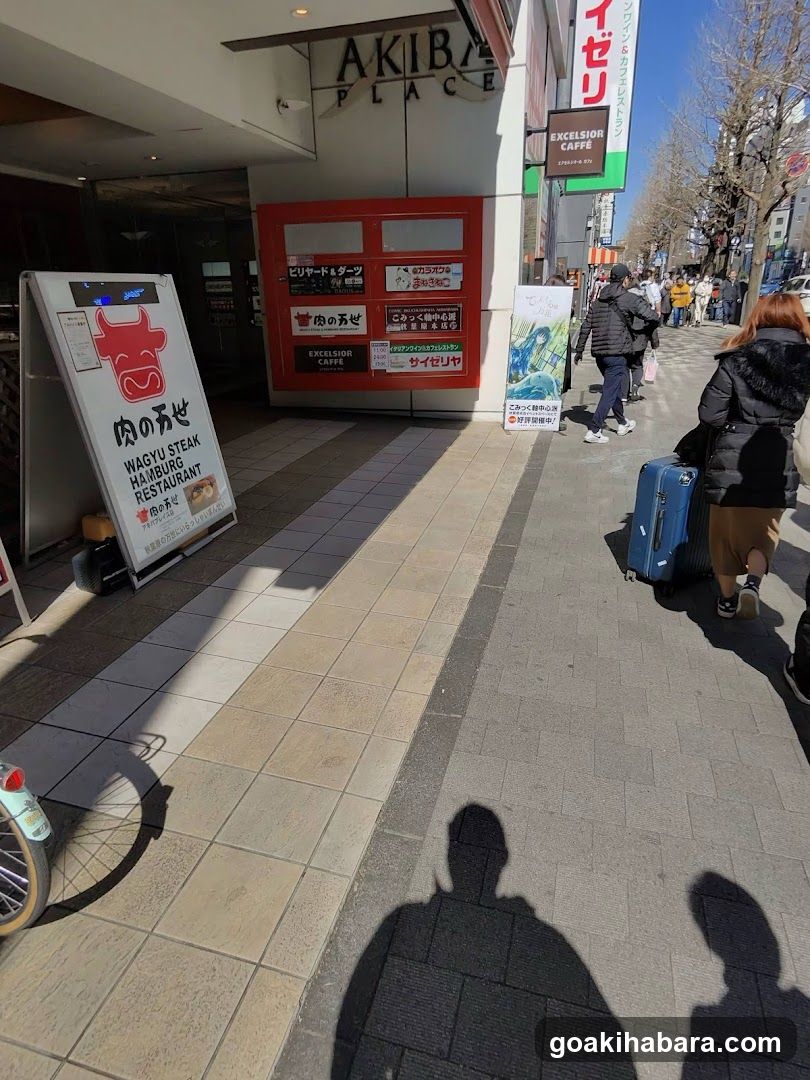 Street scene with restaurant and shop signage