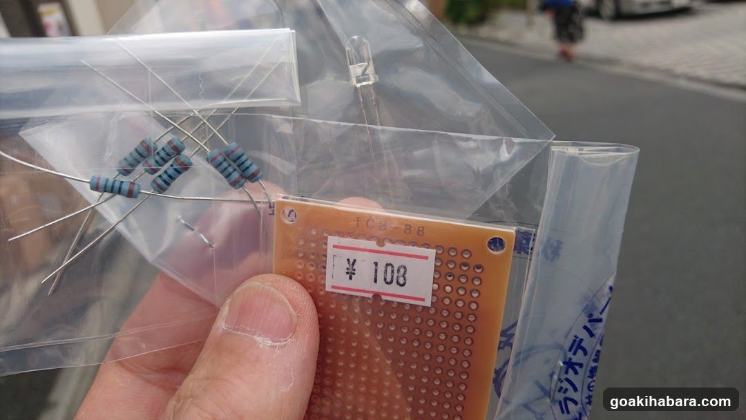 Electronics Components Display