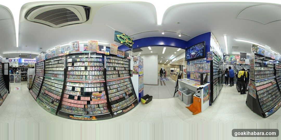 360-degree view of a store interior