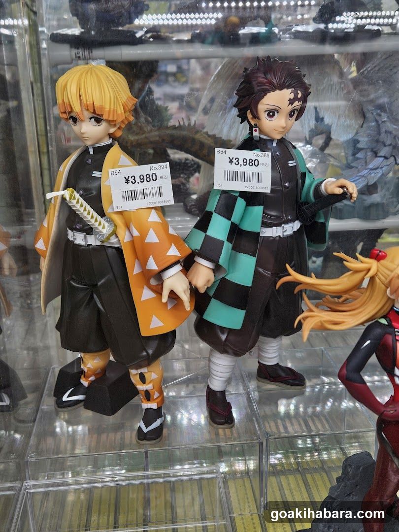 Demon Slayer Figures Display