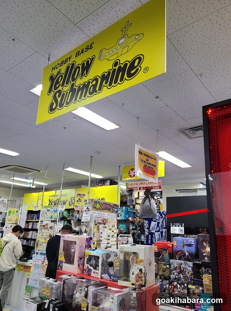 Hobby Base Yellow Submarine Interior