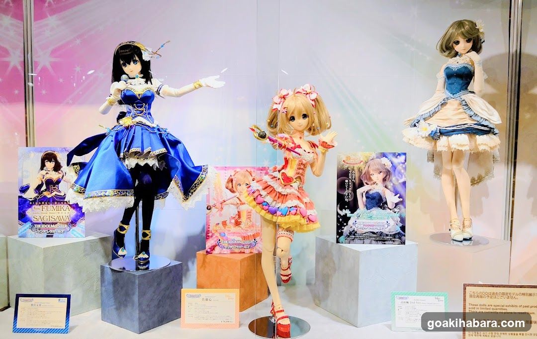 Anime Doll Display