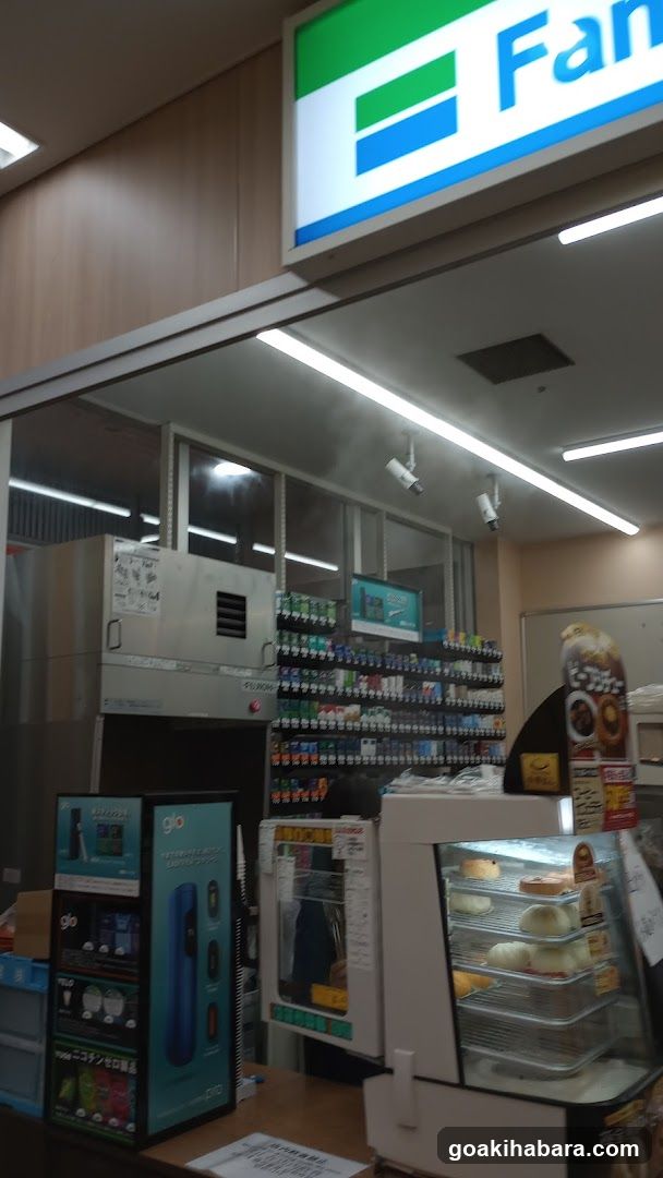 FamilyMart Interior View
