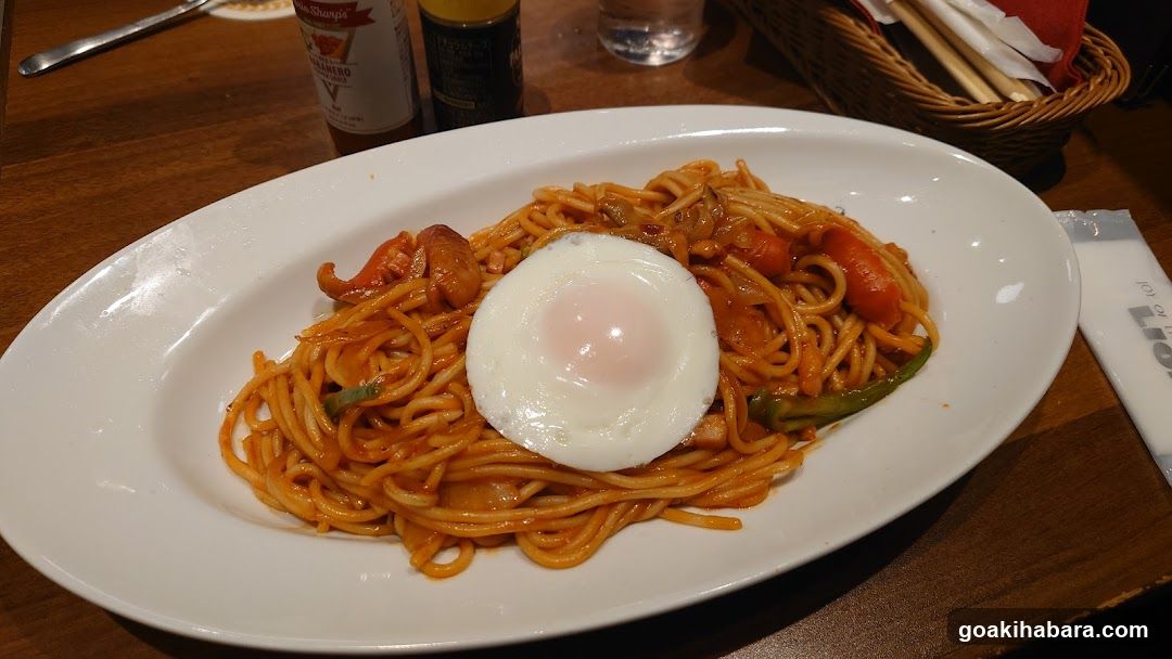 Spaghetti with Fried Egg