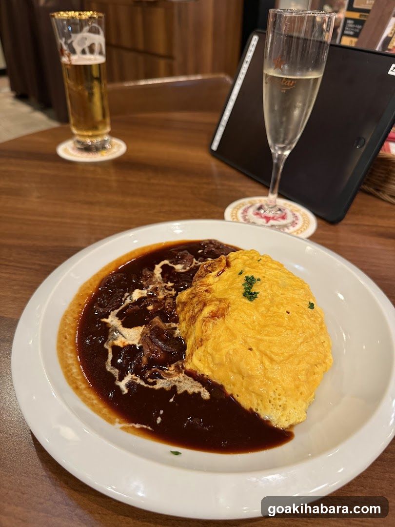 Omelette with Sauce and Drinks