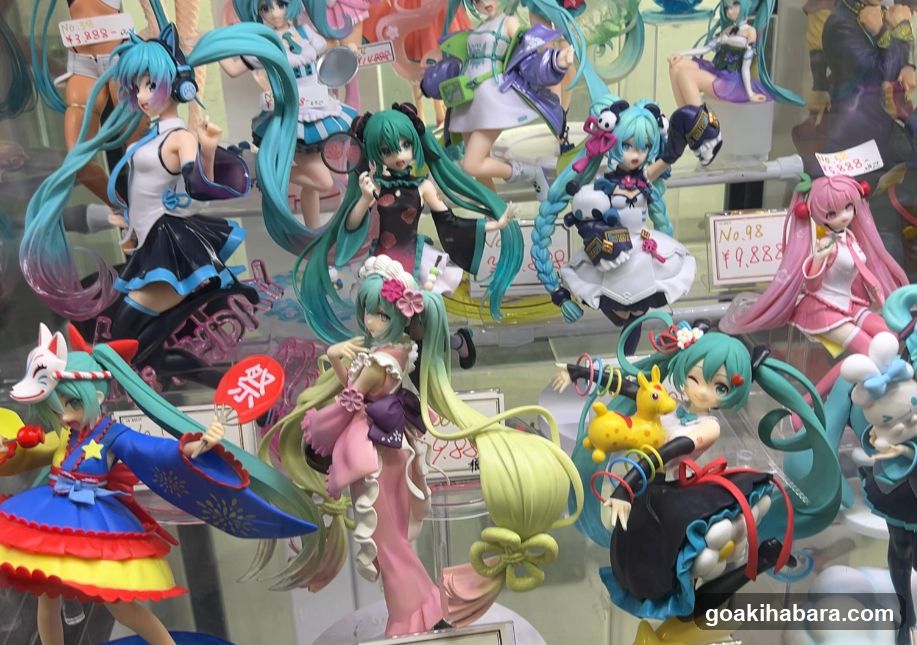 Vocaloid Figure Collection Display