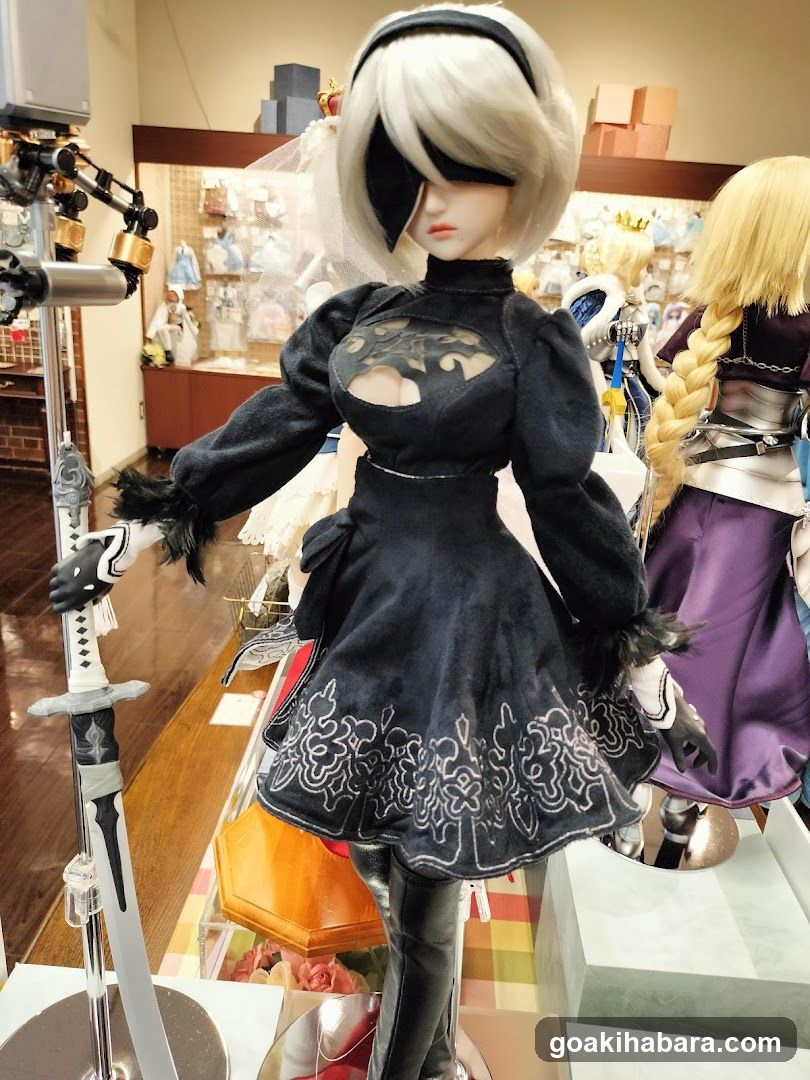 Nier Doll Display