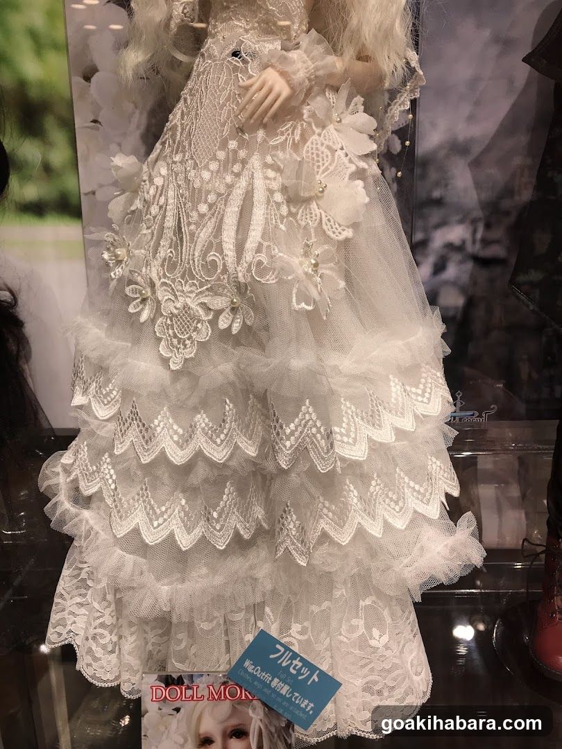 Doll Display