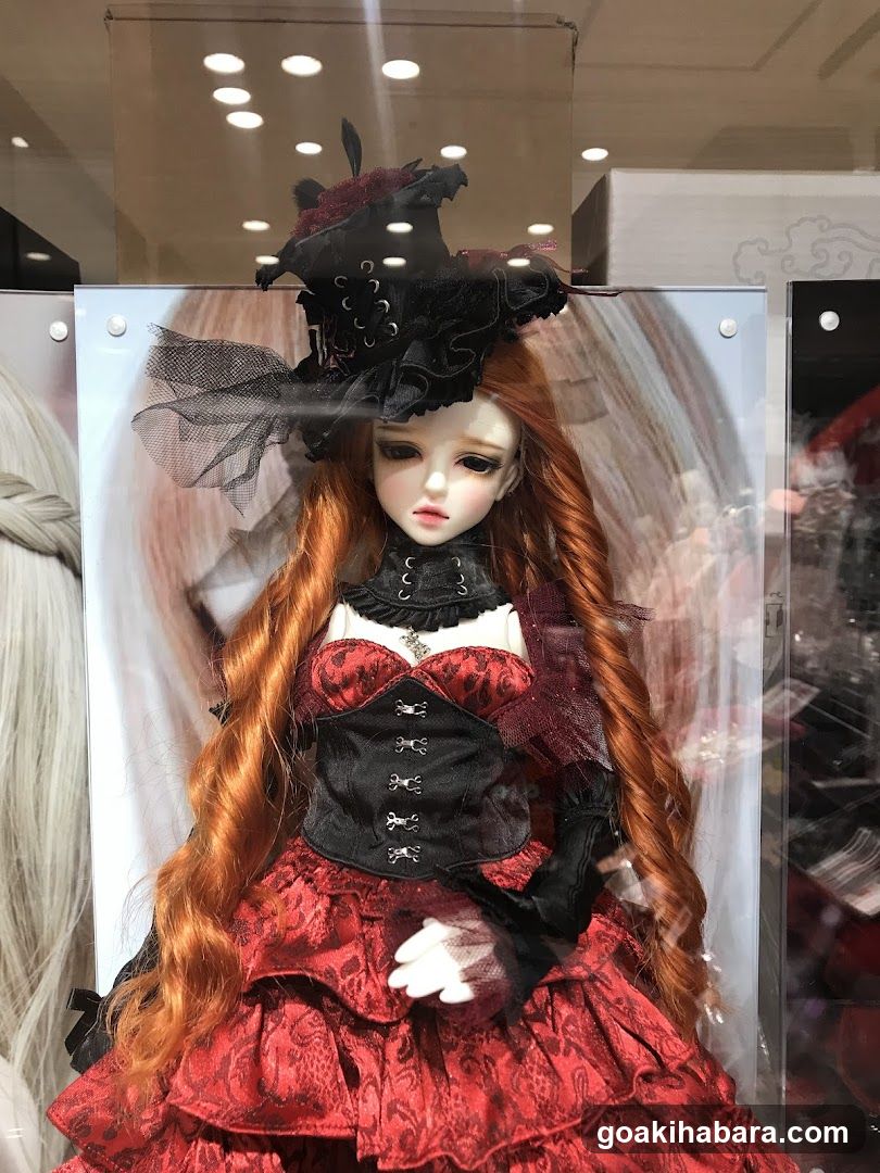 Ballerina Doll Display