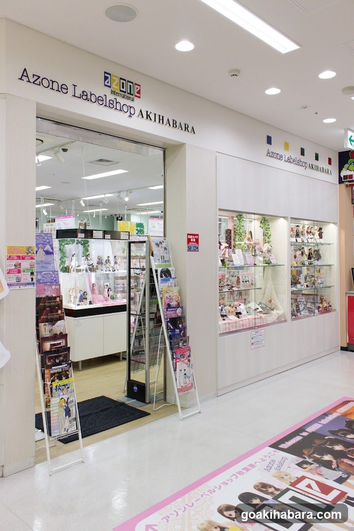Azone Labelshop Akihabara Storefront
