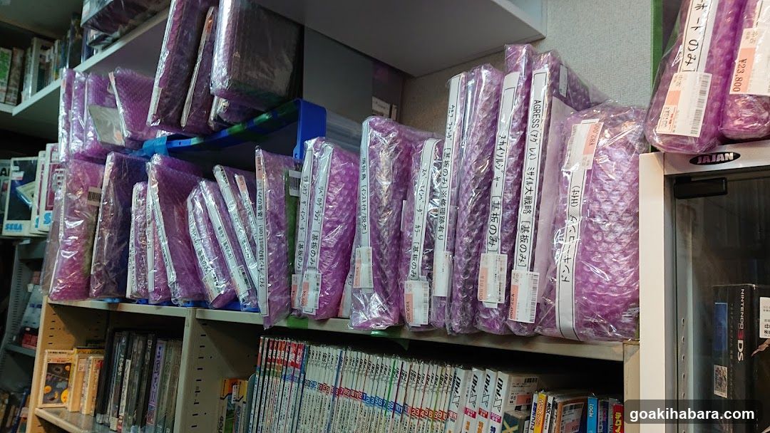 Bubble Wrap Storage Shelf