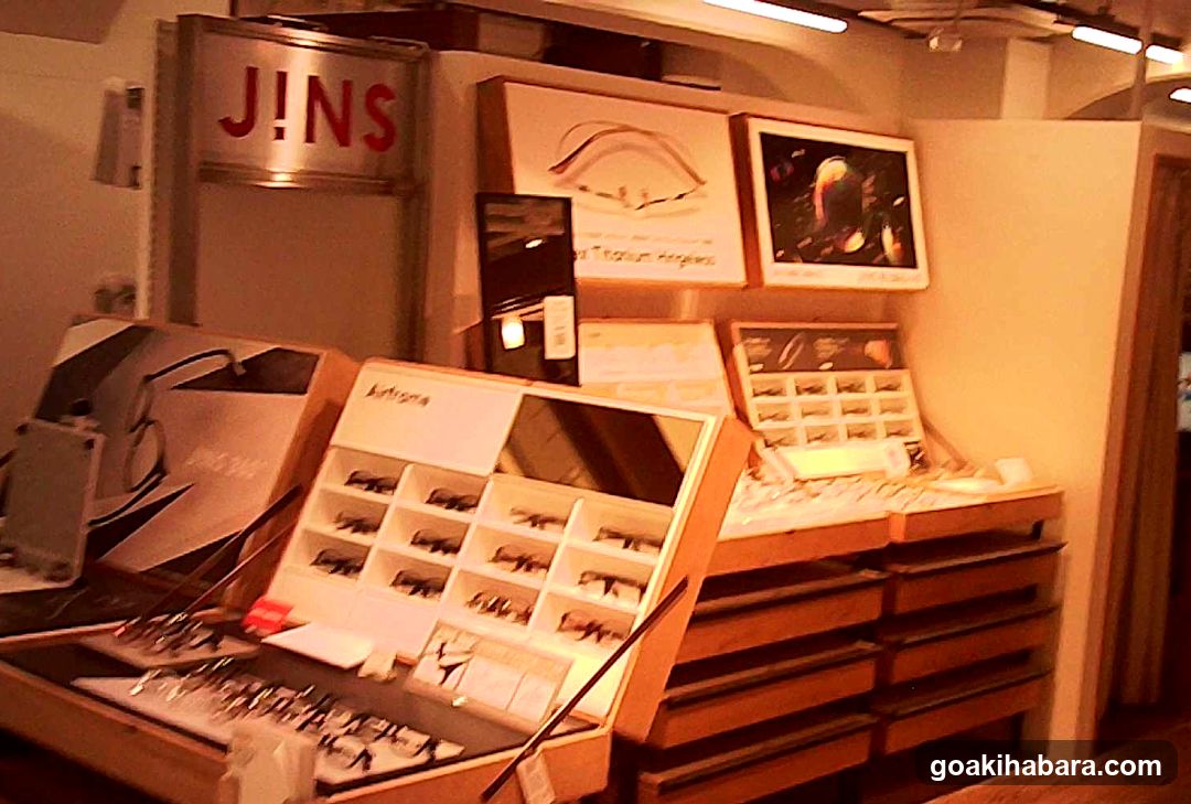 JINS Optics Store Interior