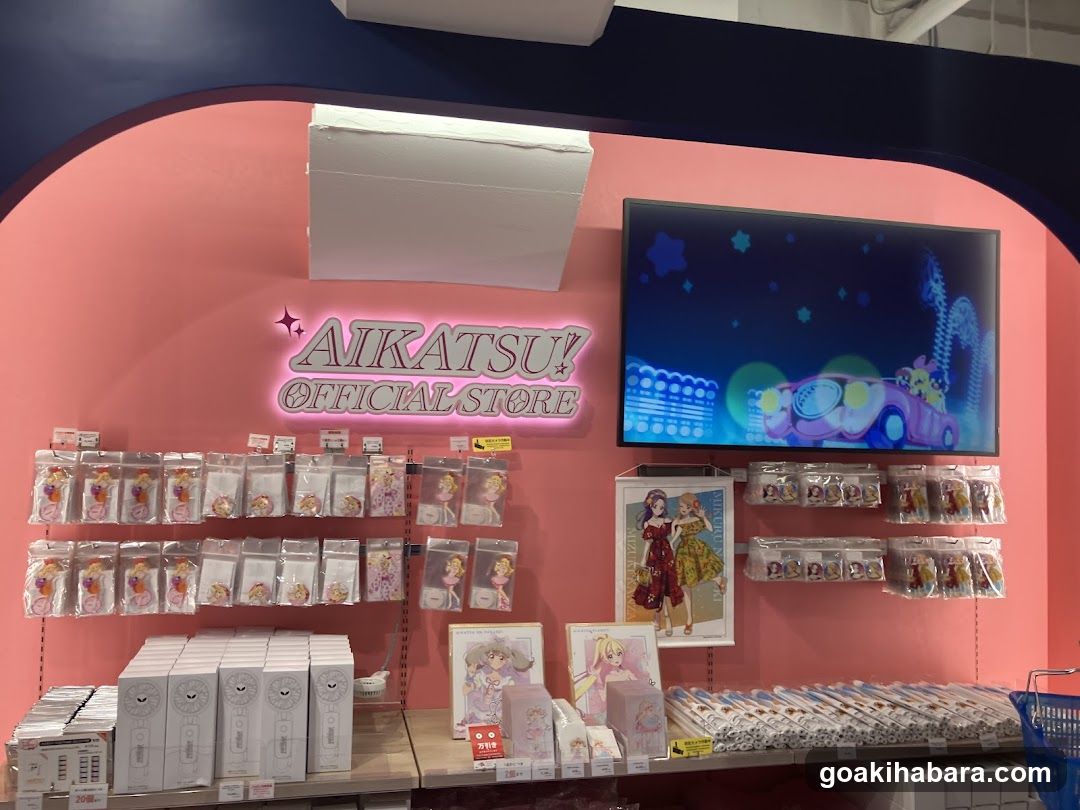 Aikatsu Official Store Interior Display
