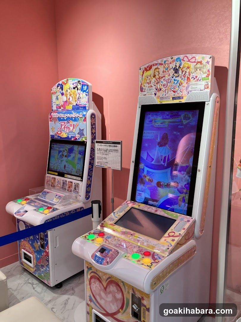 Arcade Game Machines Display