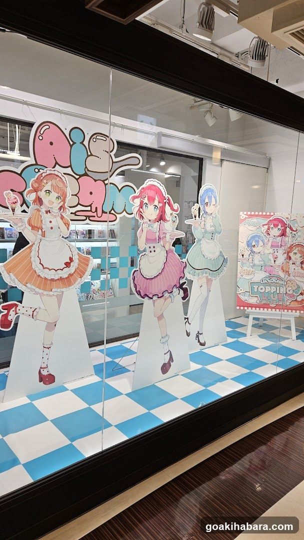 Ais Cream Display