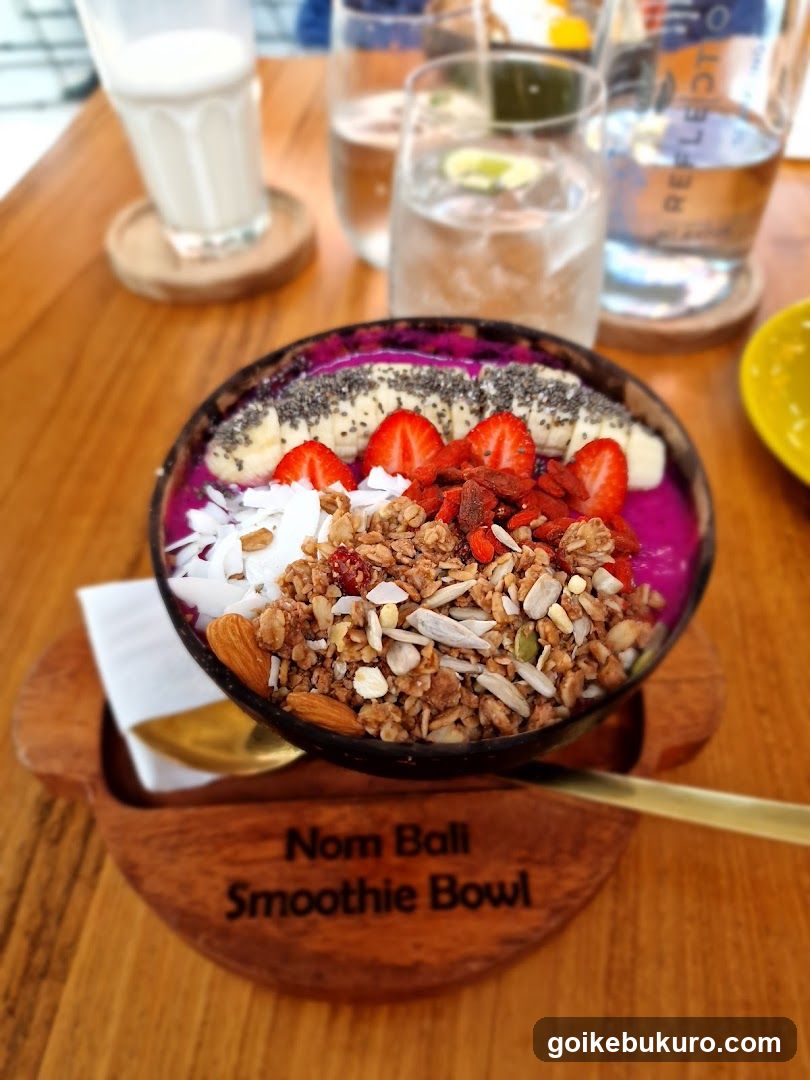 Smoothie Bowl at Nom Bali