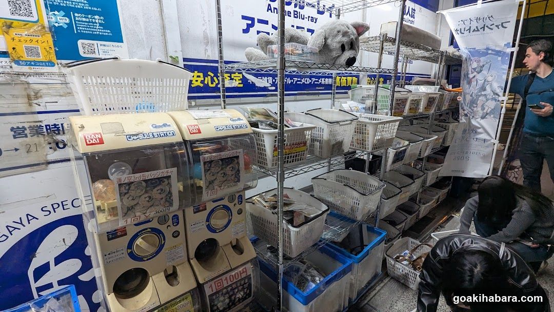 Gacha Machine Store Interior