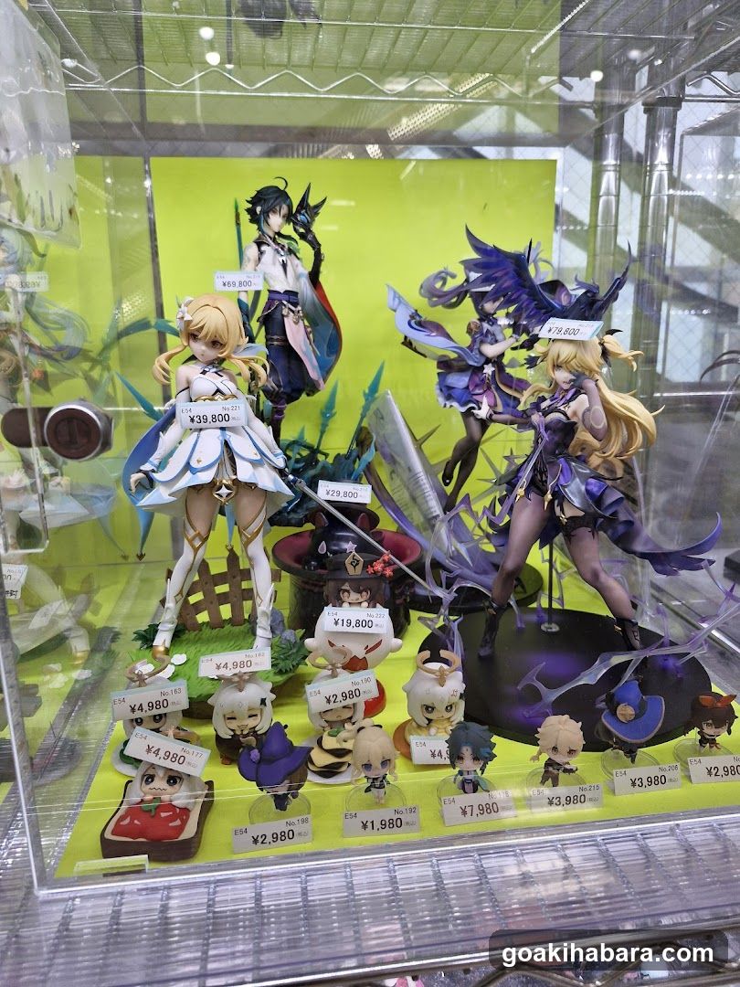Genshin Impact Figure Display Case