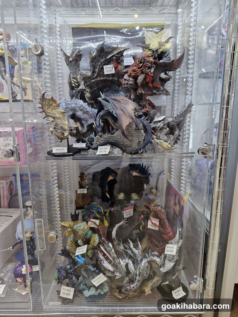 Monster Hunter Figures Display Case