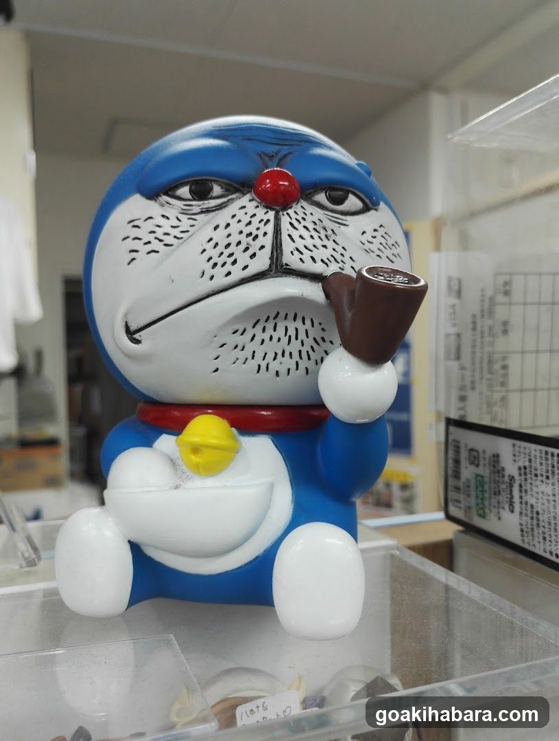 Doraemon Figurine with Pipe
