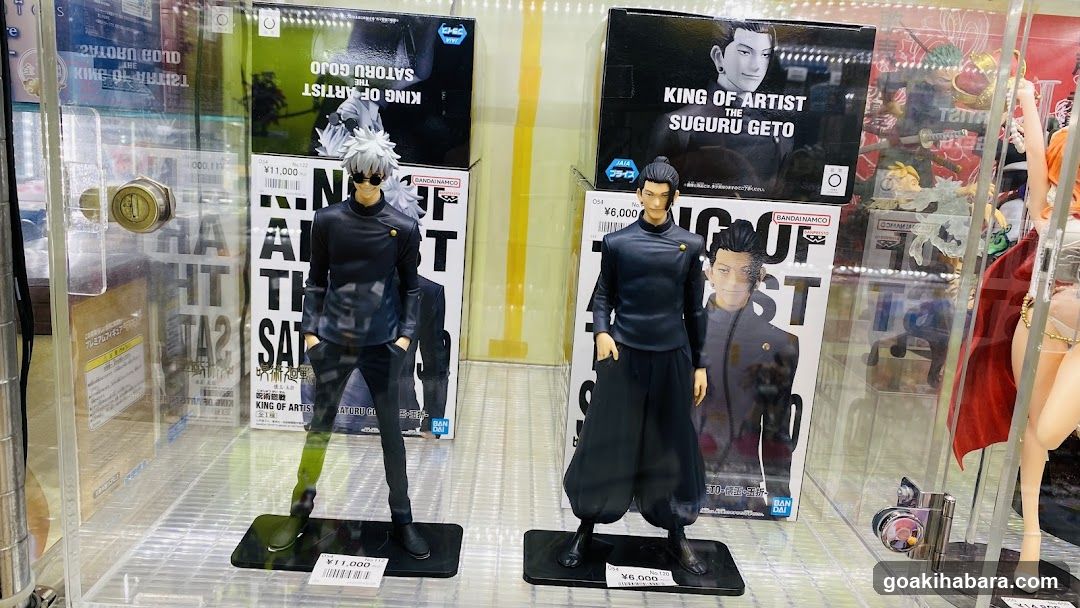 Jujutsu Kaisen Figure Display