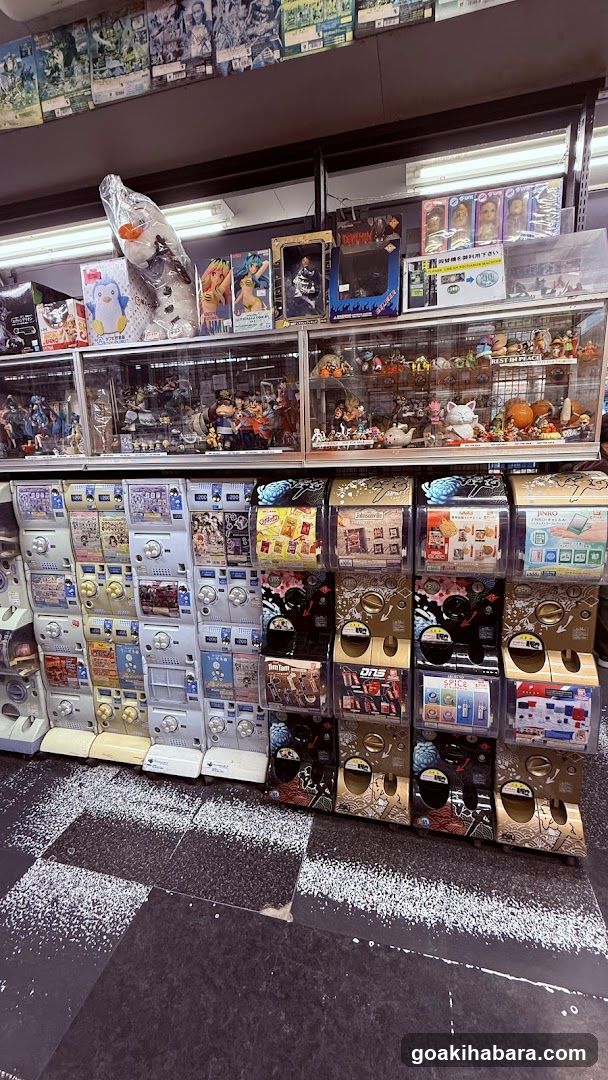 Gashapon Machine Shop Interior