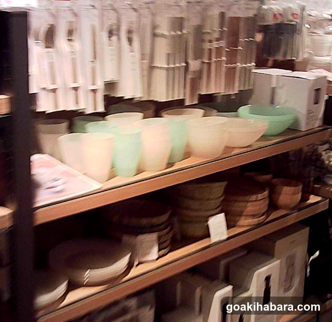 Kitchenware Display Shelf