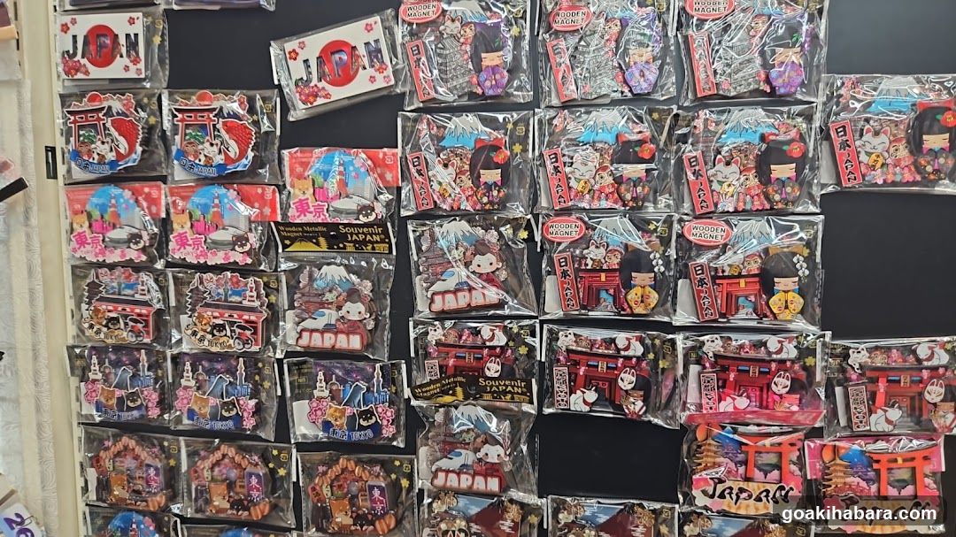 Japan Souvenir Magnet Display