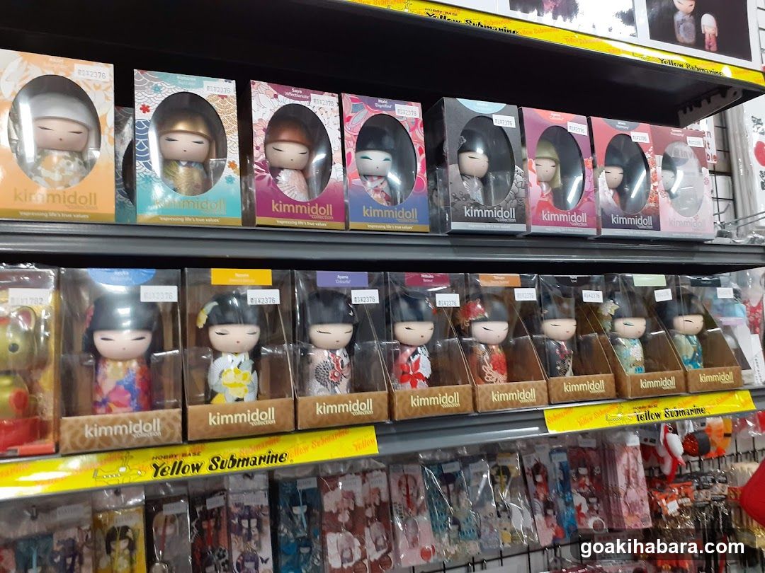 Kimmidoll Doll Display Shelf